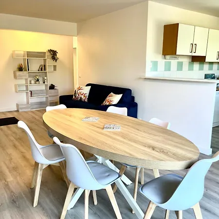Appartement With A Quiet Garden And Parking - 6 Guests *